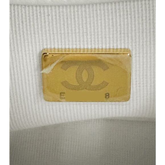 CHANEL White Square Box Bag C-A25994 - Picture 9 of 11